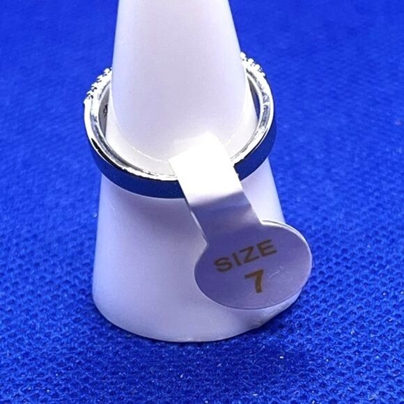 Ring Bomb Party Ring, Size7,  Pink Cubic Zirconia, rhodium plated - Picture 3 of 6